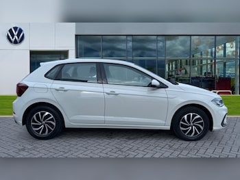 Used Volkswagen Polo 2023 for sale - 77042904: Photo