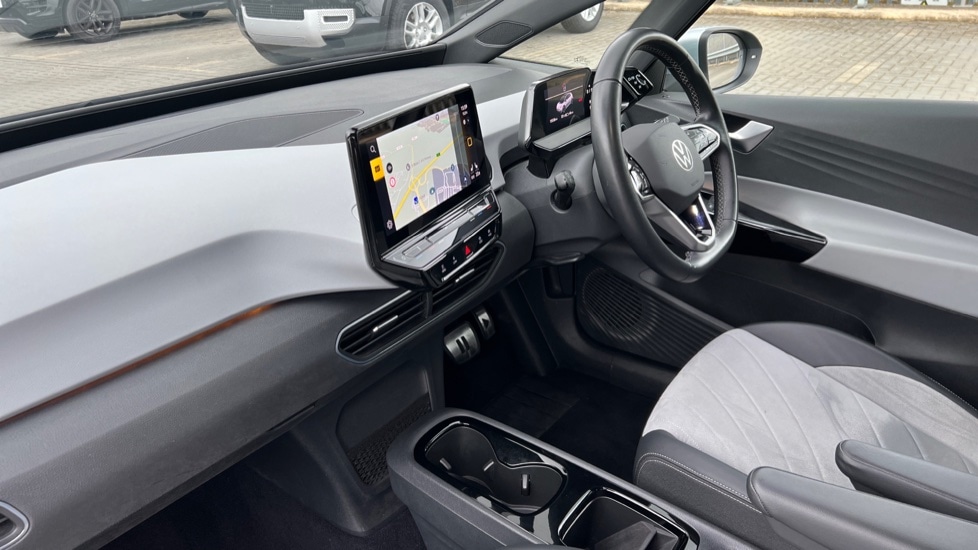 Used Volkswagen ID.3 2023 for sale - 76597921: Photo 2