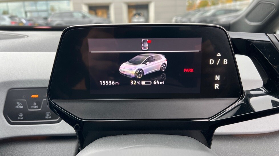 Used Volkswagen ID.3 2023 for sale - 76597921: Photo 22