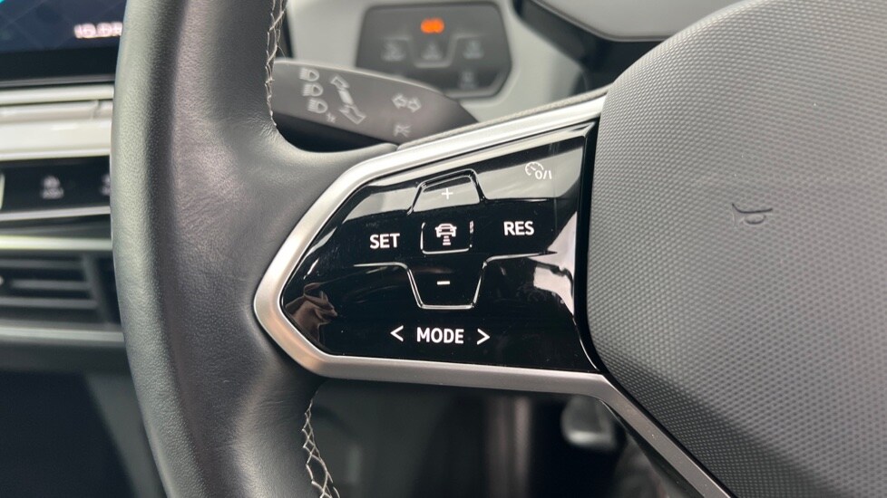 Used Volkswagen ID.3 2023 for sale - 76597921: Photo 38