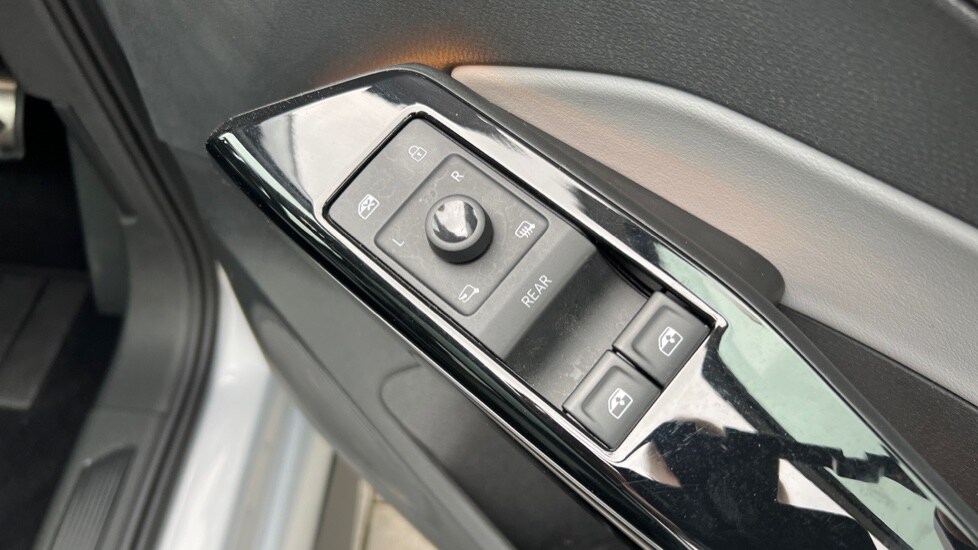 Used Volkswagen ID.3 2023 for sale - 76597921: Photo 41