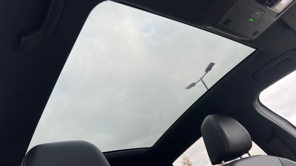 Used Volkswagen ID.3 2023 for sale - 76597921: Photo 43