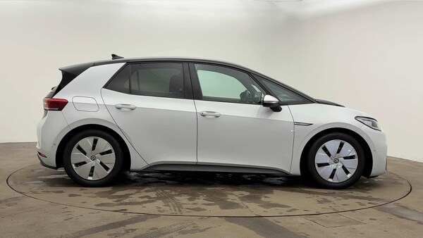 Used Volkswagen ID.3 2023 for sale - 76217269: Photo 4