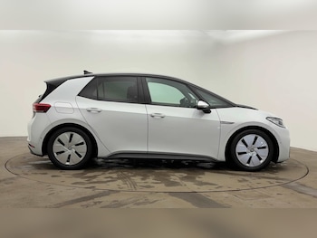 Used Volkswagen ID.3 2023 for sale - 76217269: Photo 4