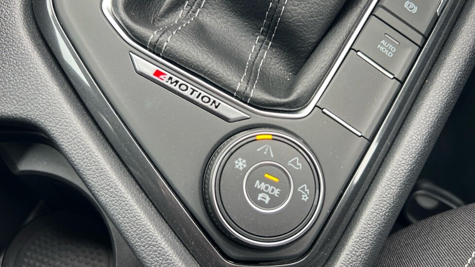 Vehicle 83