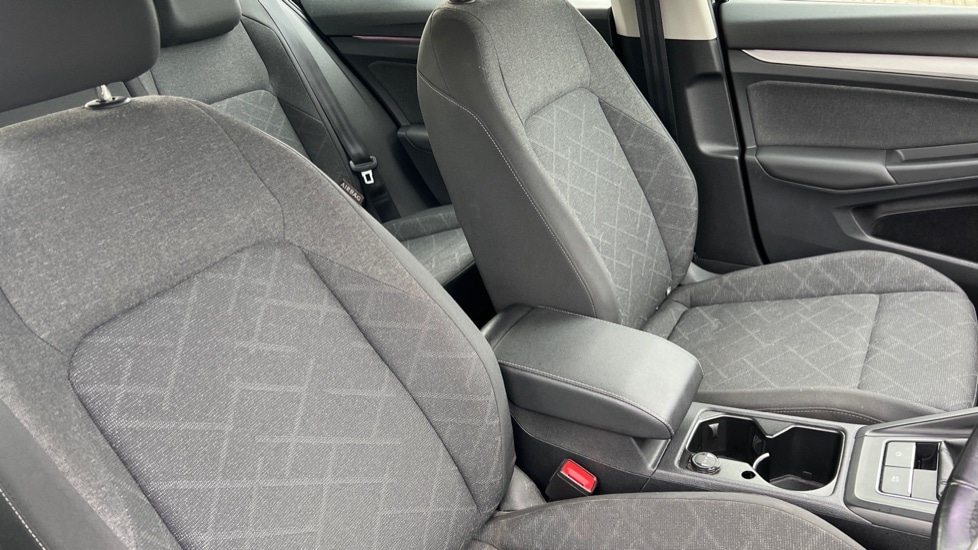 Used Volkswagen Golf 2022 for sale - 76826614: Photo 36