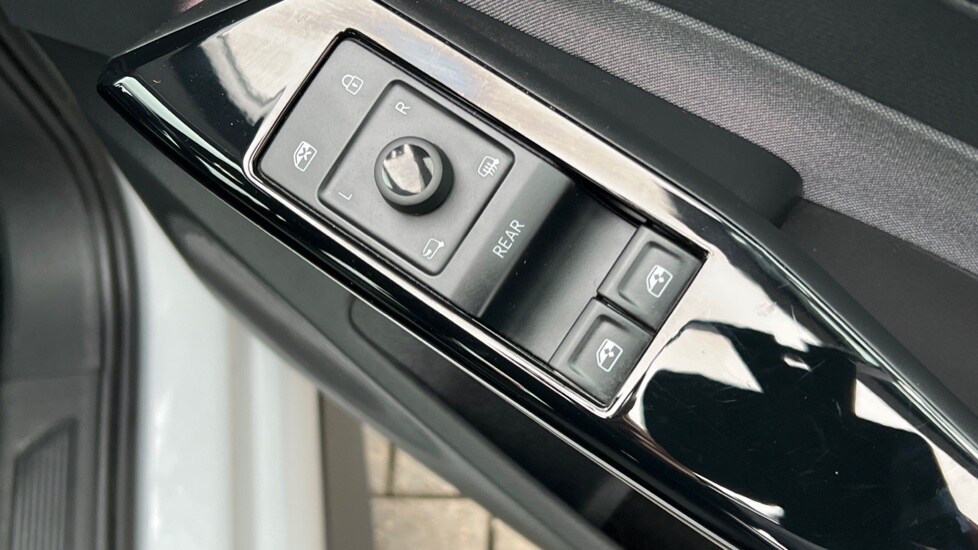 Used Volkswagen ID.3 2022 for sale - 77042902: Photo 41