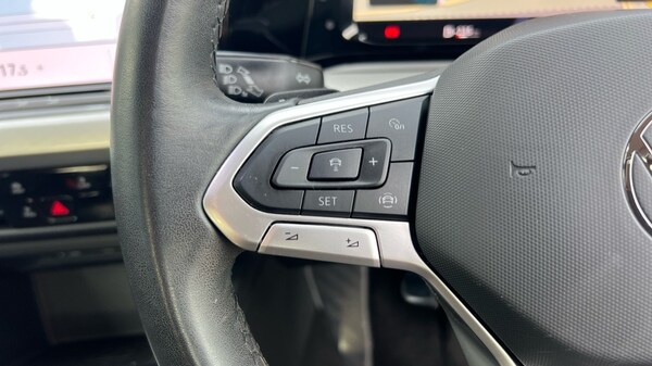 Used Volkswagen Golf 2023 for sale - 75758756: Photo 30