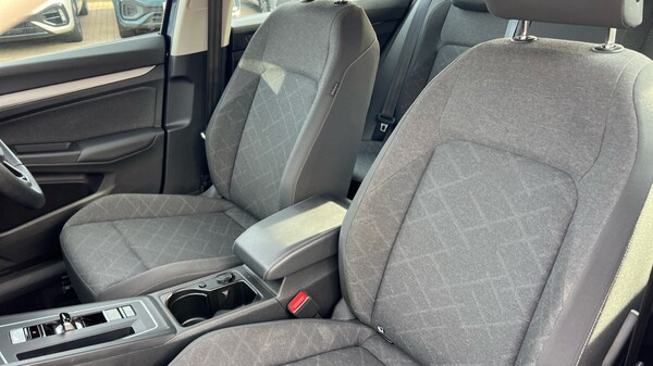 Used Volkswagen Golf 2023 for sale - 75758756: Photo 37