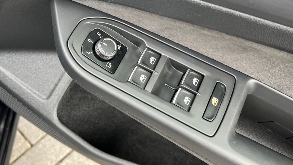 Used Volkswagen Golf 2022 for sale - 76826712: Photo 33