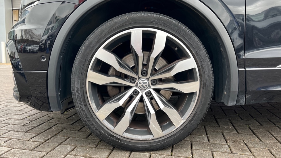 Used Volkswagen Tiguan 2019 for sale - 76851133: Photo 19
