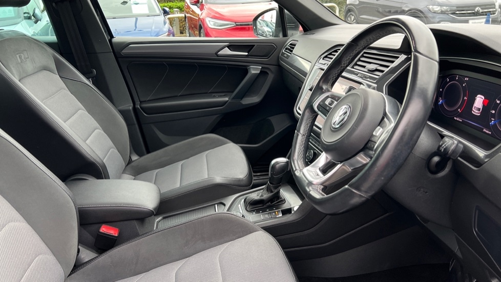 Used Volkswagen Tiguan 2019 for sale - 76851133: Photo 26