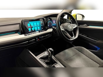 Used Volkswagen Golf 2022 for sale - 76841923: Photo