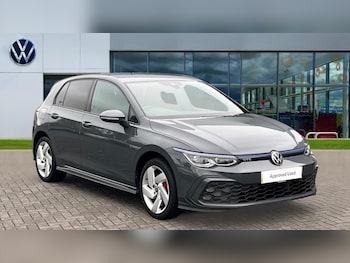 Volkswagen - Golf