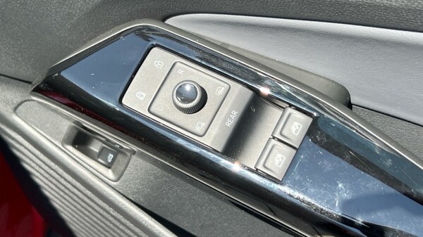 Used Volkswagen ID.4 2024 for sale - 75439430: Photo 33