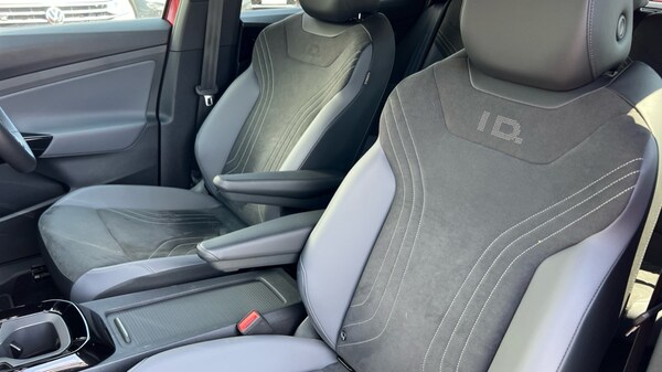 Used Volkswagen ID.4 2024 for sale - 75439430: Photo 37