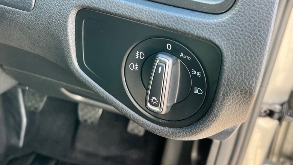 Used Volkswagen Golf 2019 for sale - 76487290: Photo 32