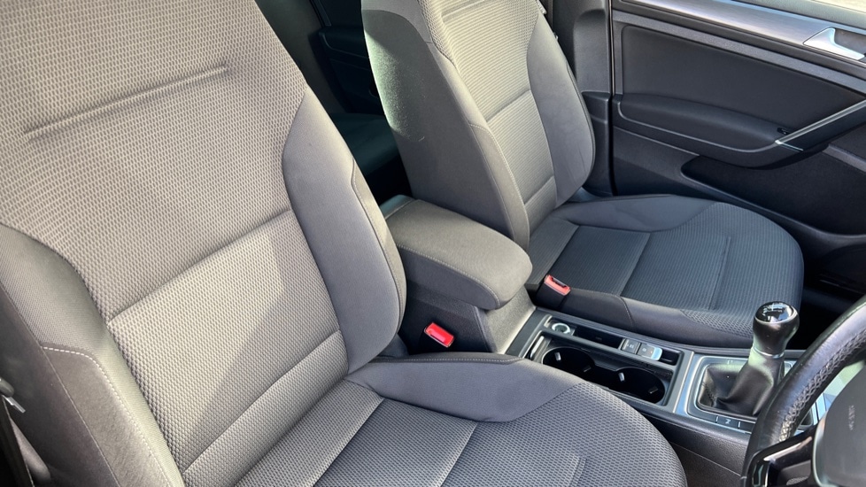 Used Volkswagen Golf 2019 for sale - 76487290: Photo 36