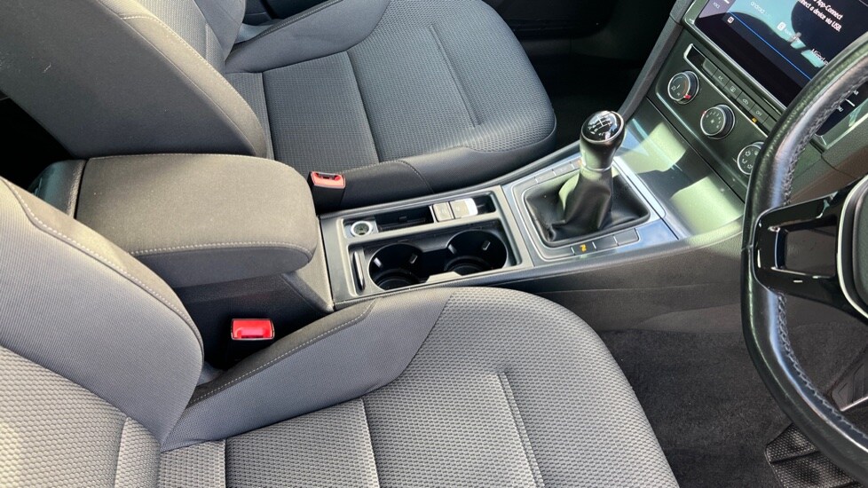 Used Volkswagen Golf 2019 for sale - 76487290: Photo 42