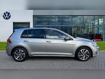 Used Volkswagen Golf 2019 for sale - 76487290: Photo