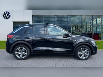 Used Volkswagen T-Roc 2024 for sale - 75439424: Photo