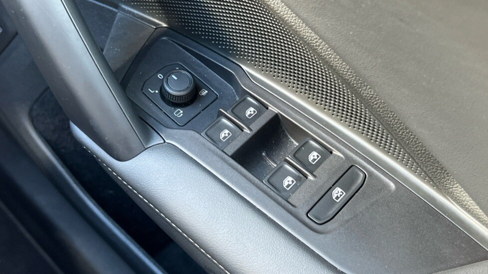 Used Volkswagen Tiguan 2024 for sale - 75771279: Photo 33