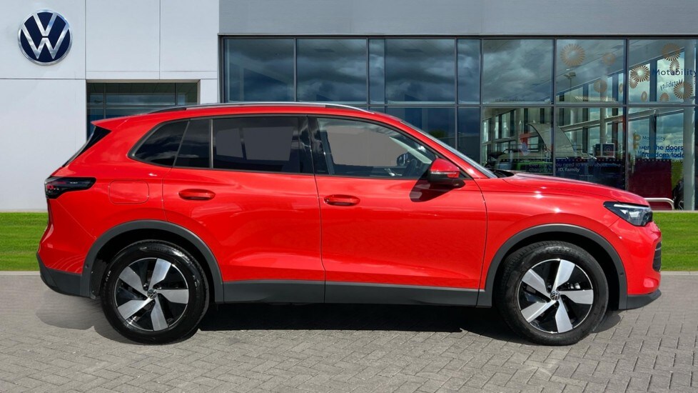 Used Volkswagen Tiguan 2024 for sale - 75771279: Photo 4