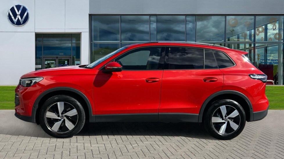 Used Volkswagen Tiguan 2024 for sale - 75771279: Photo 9