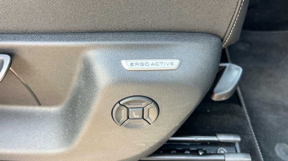 Vehicle 32