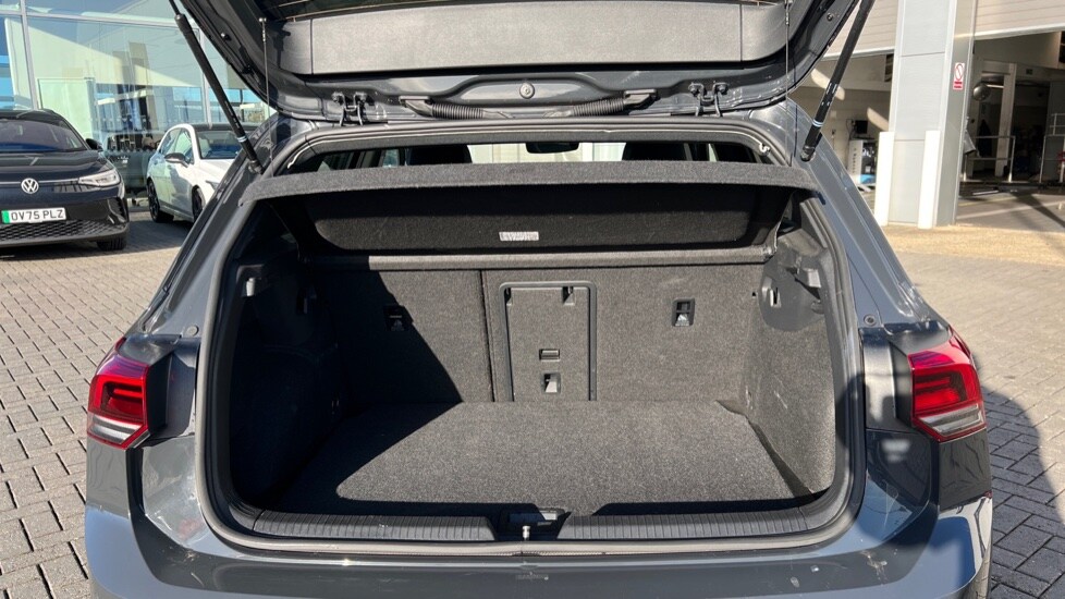 Used Volkswagen Golf 2022 for sale - 76507640: Photo 24