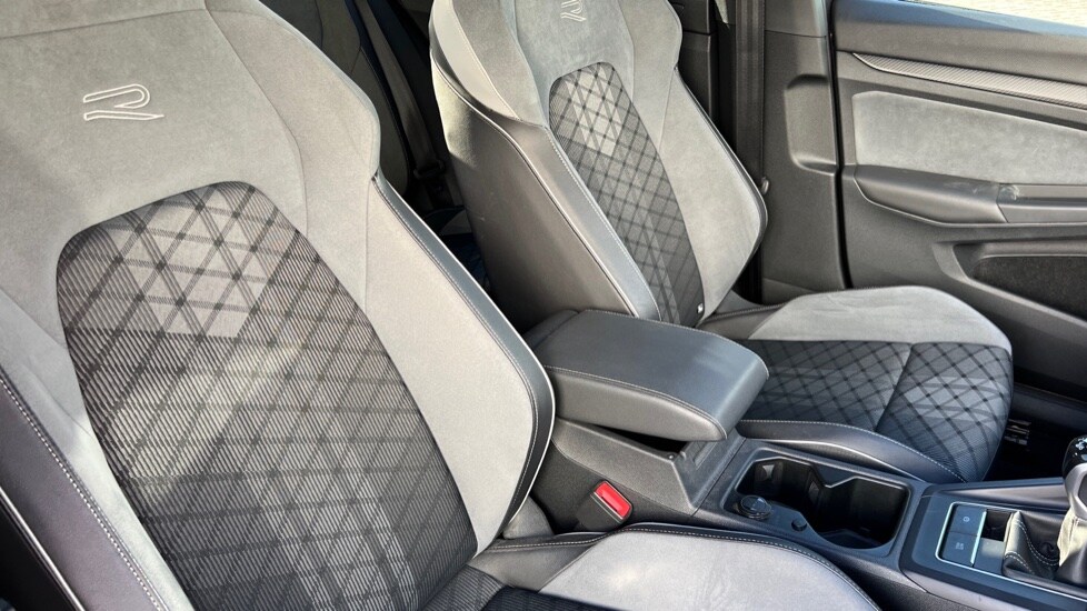 Used Volkswagen Golf 2022 for sale - 76507640: Photo 44