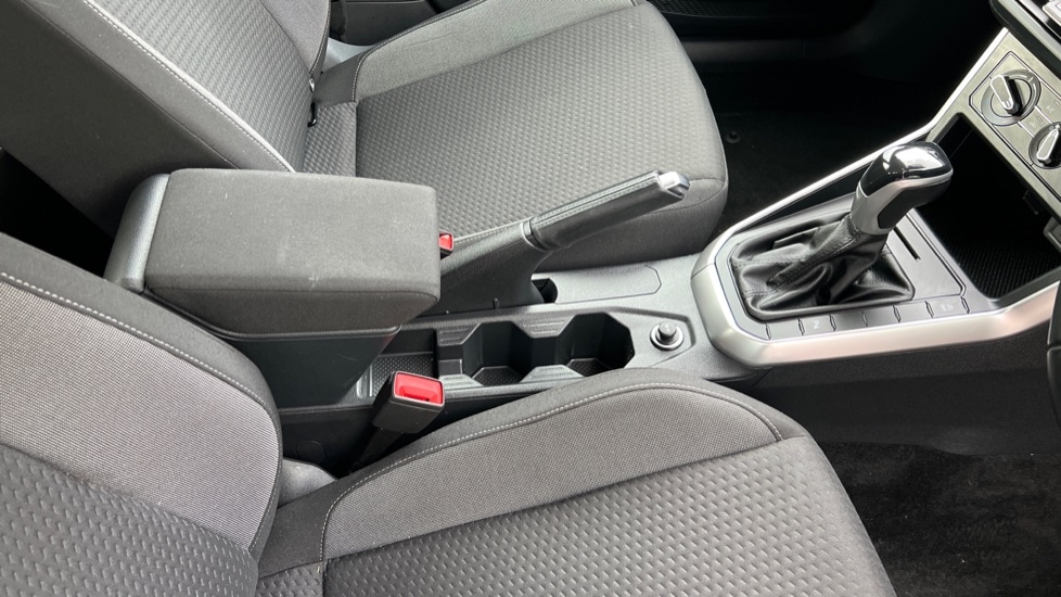 Used Volkswagen Polo 2024 for sale - 76661072: Photo 41