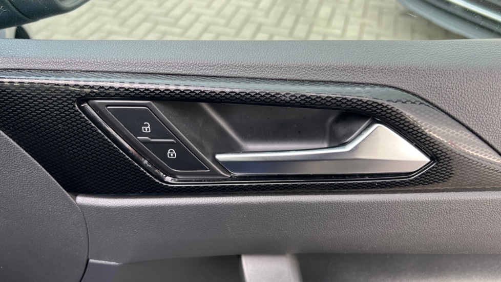 Used Volkswagen Polo 2024 for sale - 76661072: Photo 44