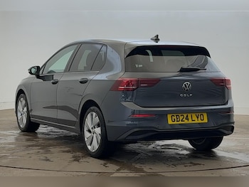 Used Volkswagen Golf 2024 for sale - 76452157: Photo