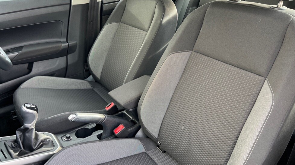 Used Volkswagen Polo 2023 for sale - 76609636: Photo 37