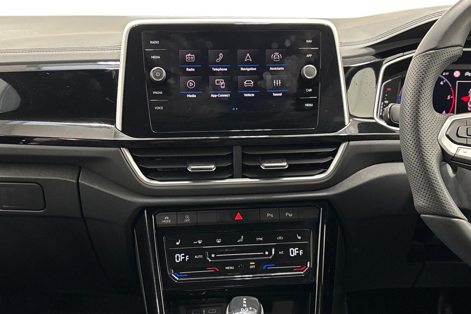 Used Volkswagen T-Roc 2025 for sale - 76842048: Photo 12