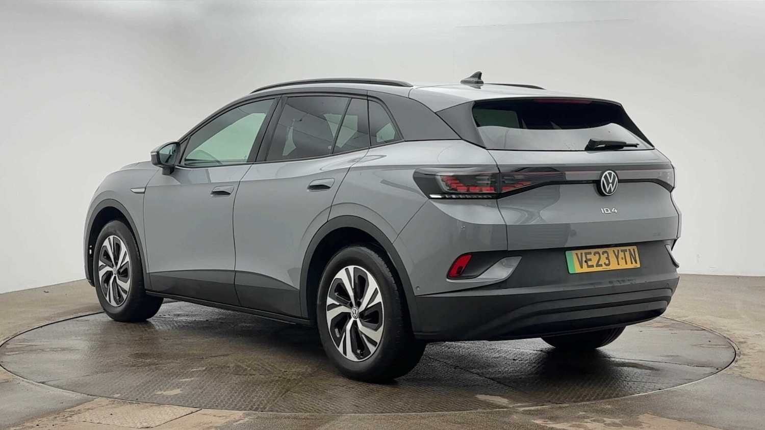 Used Volkswagen ID.4 2023 for sale - 76533842: Photo 3