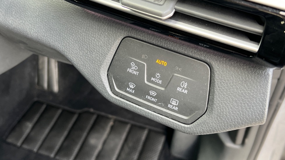 Used Volkswagen ID.4 2023 for sale - 76533842: Photo 40