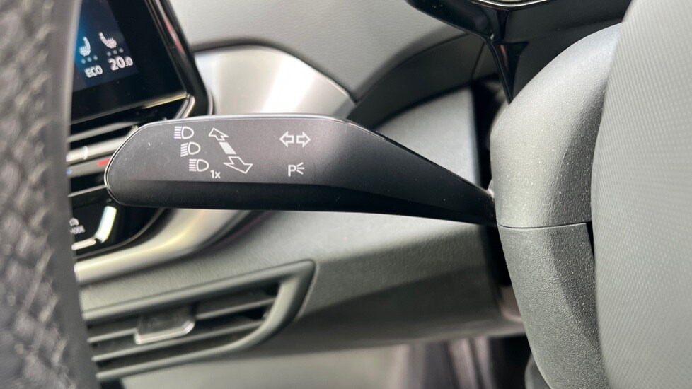 Used Volkswagen ID.4 2023 for sale - 76533842: Photo 47