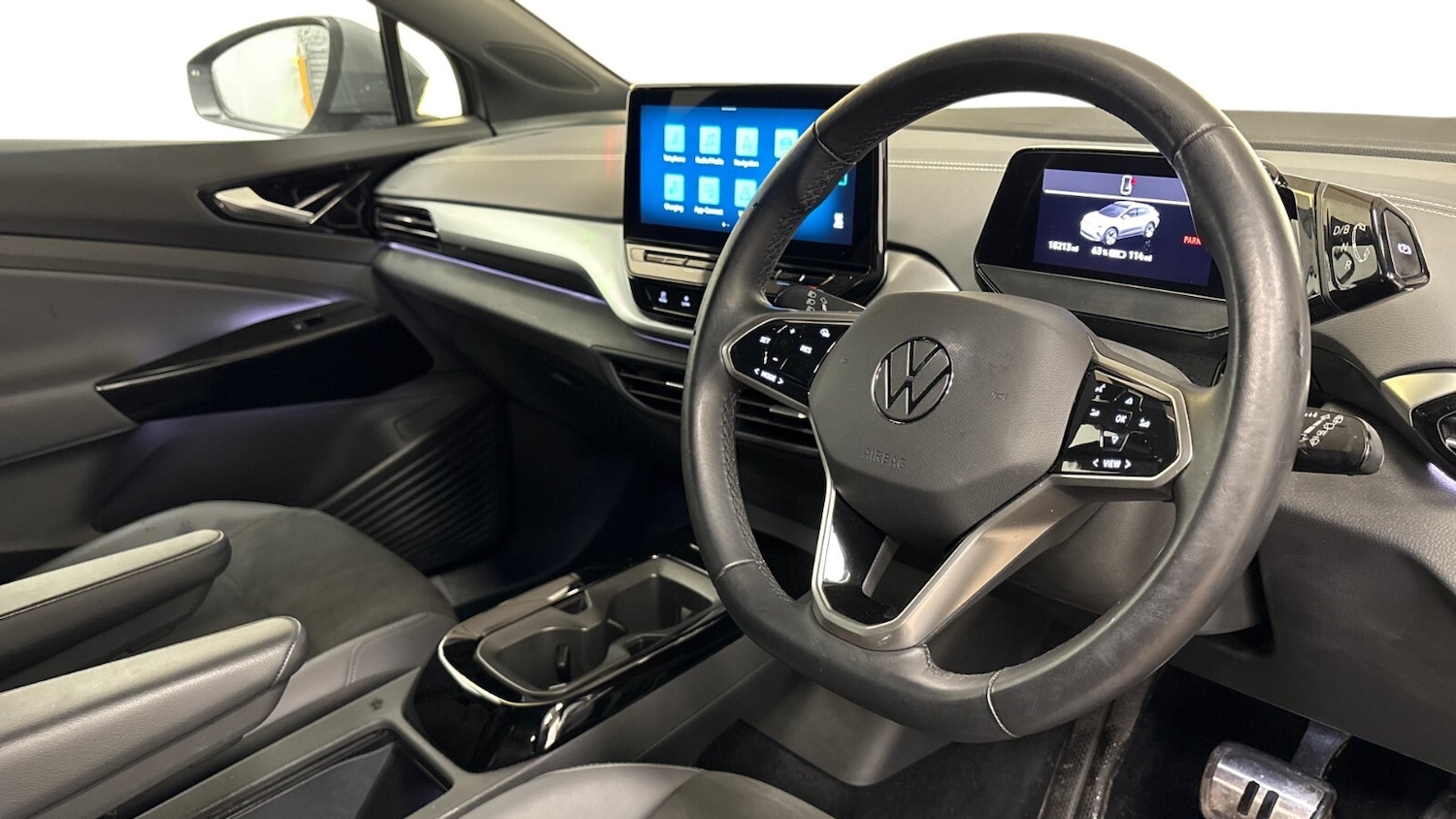 Used Volkswagen ID.4 2023 for sale - 76533842: Photo 6