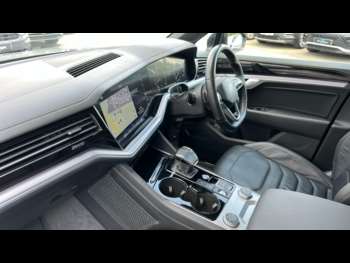 Used Volkswagen Touareg 2022 for sale - 74826673: Photo