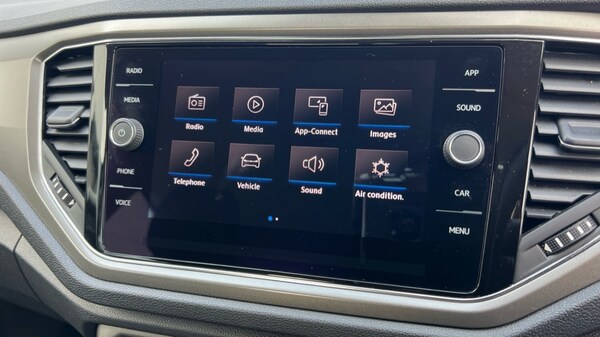 Used Volkswagen T-Roc 2020 for sale - 76217016: Photo 25
