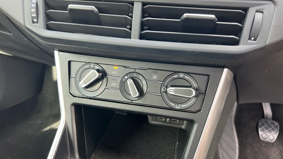 Used Volkswagen Polo 2022 for sale - 76434889: Photo 29