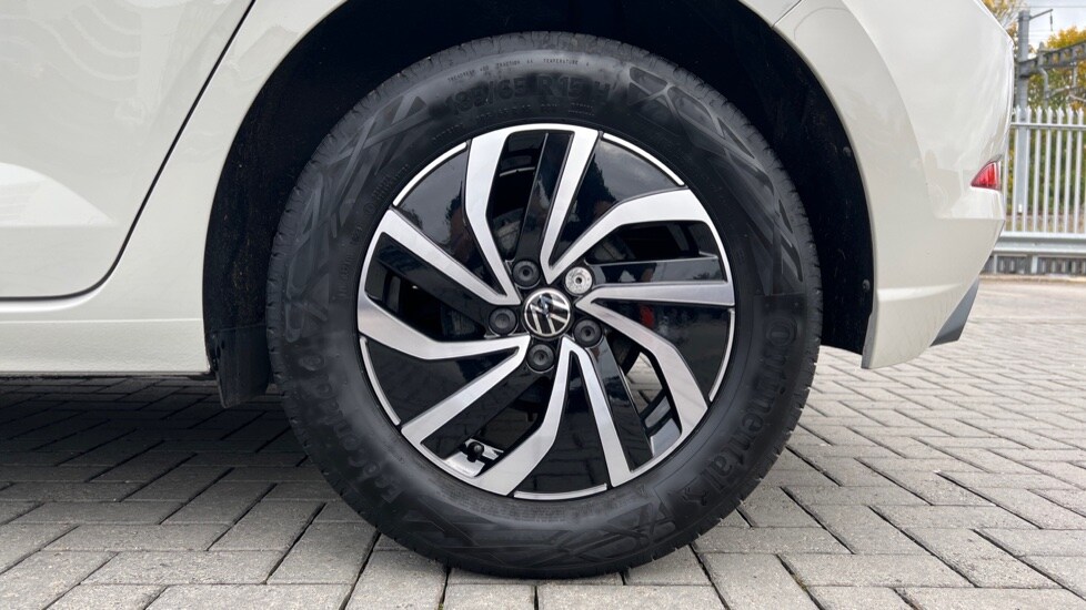 Used Volkswagen Polo 2023 for sale - 76731477: Photo 28