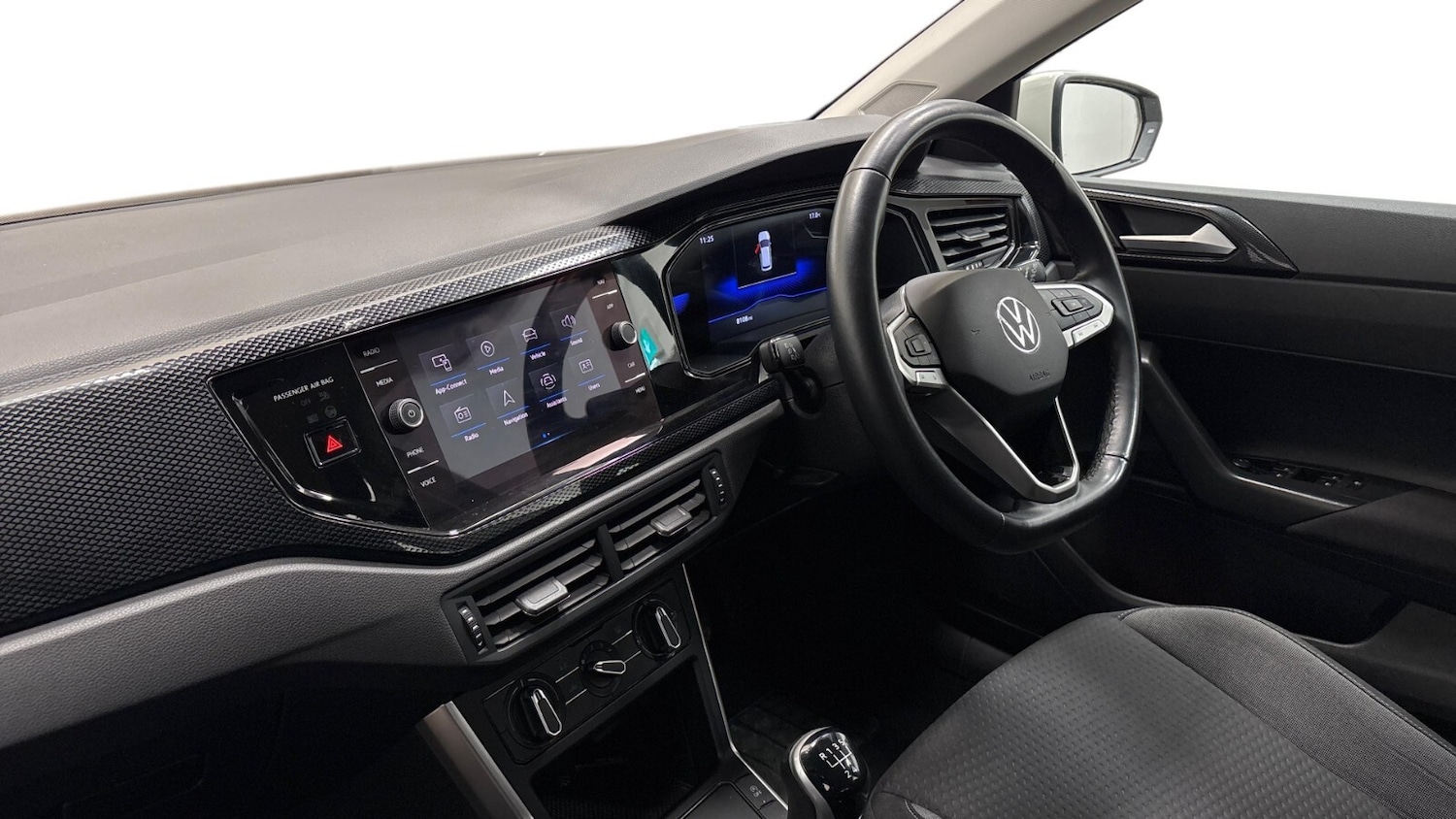 Used Volkswagen Polo 2023 for sale - 76731477: Photo 3