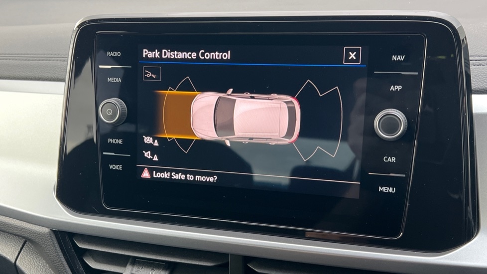 Used Volkswagen T-Roc 2025 for sale - 76928048: Photo 23