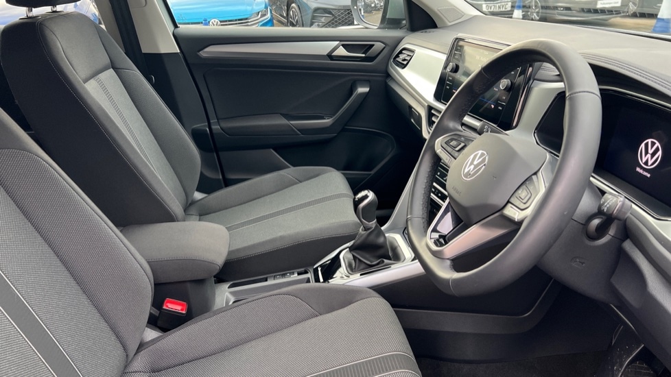 Used Volkswagen T-Roc 2025 for sale - 76928048: Photo 26
