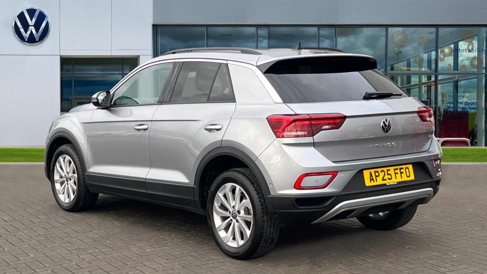 Used Volkswagen T-Roc 2025 for sale - 76928048: Photo 3