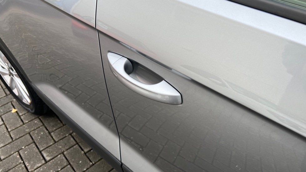 Used Volkswagen T-Roc 2025 for sale - 76928048: Photo 47