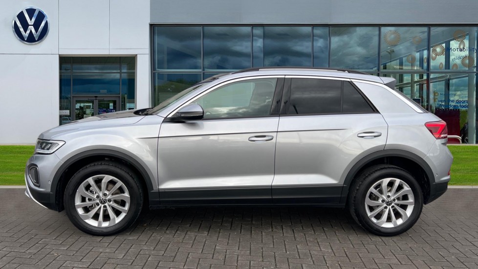 Used Volkswagen T-Roc 2025 for sale - 76928048: Photo 9